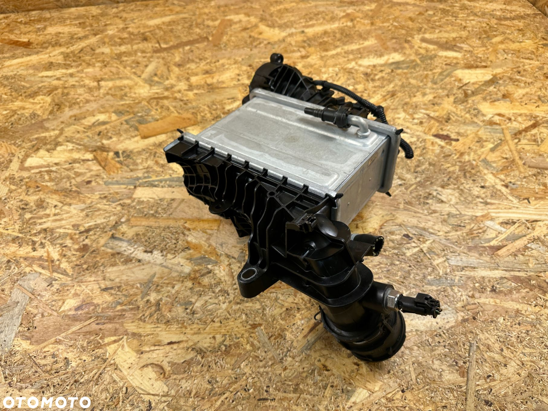 CHŁODNICA POWIETRZA INTERCOOLER VOLVO XC60 II XC90 II V90 V60 II 8641466 - 10