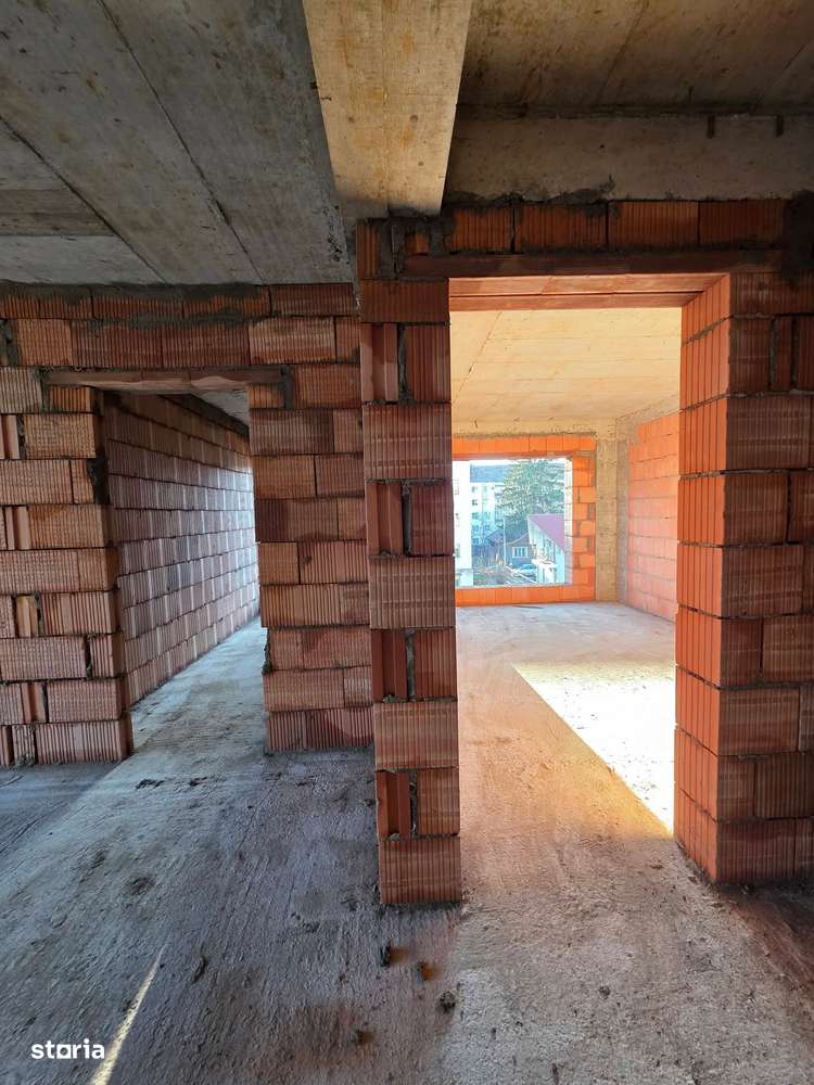 Apartament 2 camare zona Calea Moldovei-5