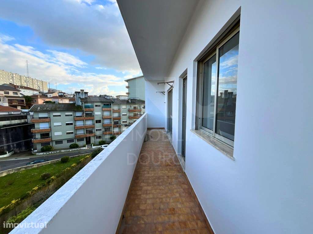 APARTAMENTO T3 RENOVADO | FÂNZERES, GONDOMAR-10