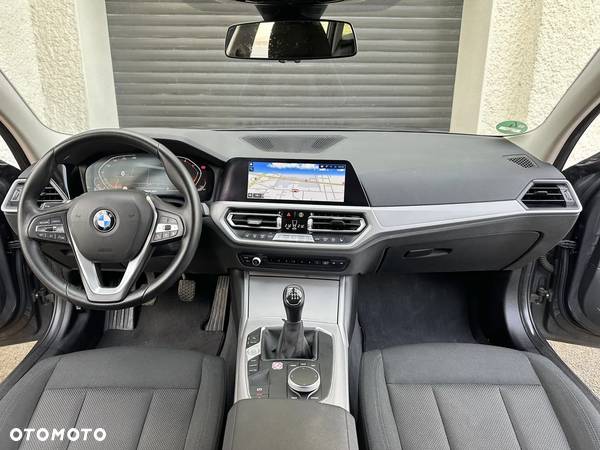 BMW Seria 3 318d Business Edition - 6