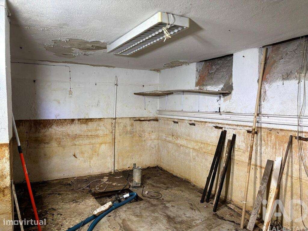 Loja / Estabelecimento Comercial em Arroios de 44,00 m2-19