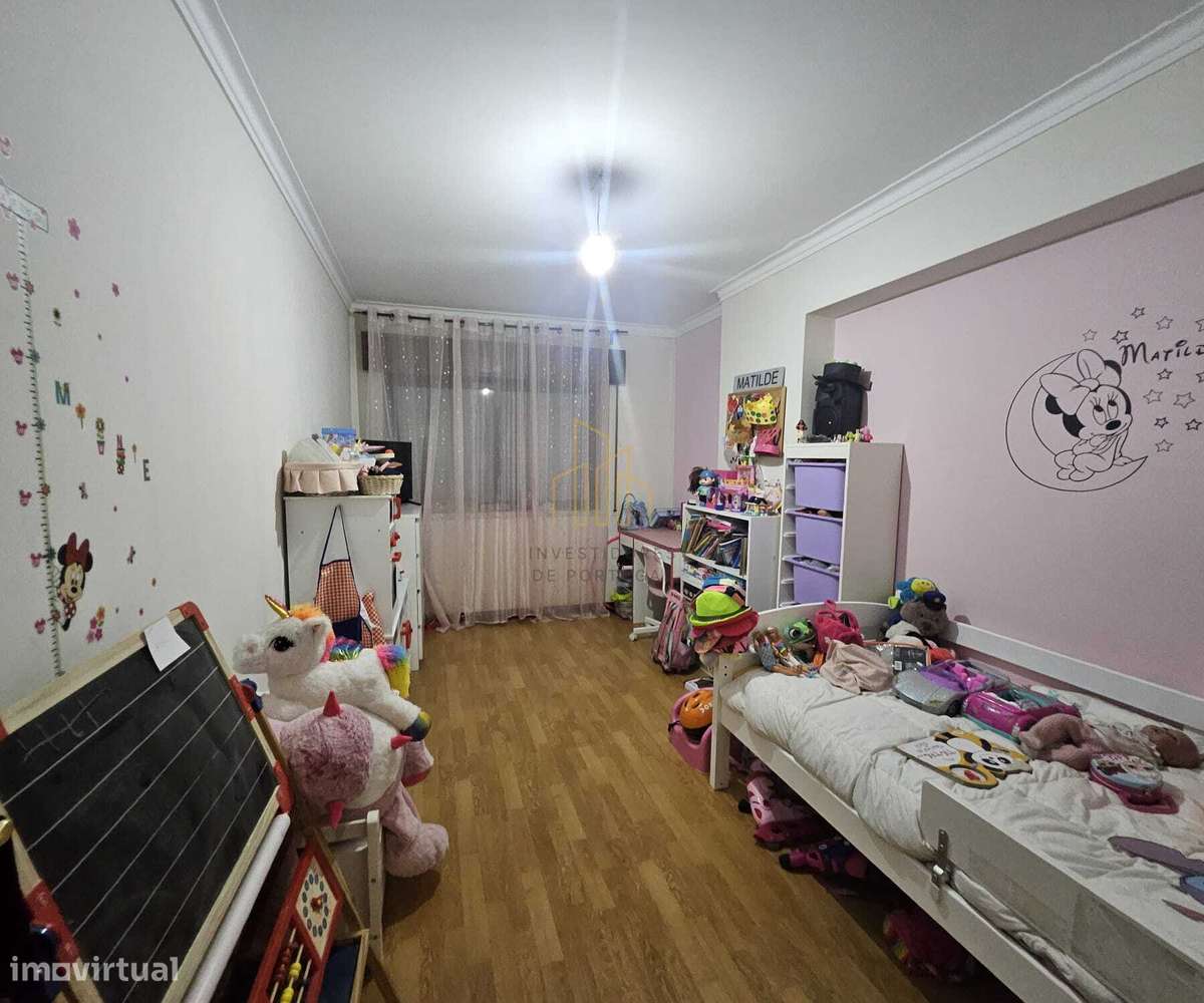 T3 com áreas generosas e excelente localização – Rua Cidade de Belg...-28