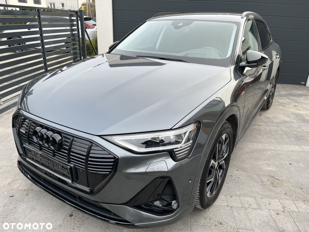 Audi e-tron 50 quattro S line - 1