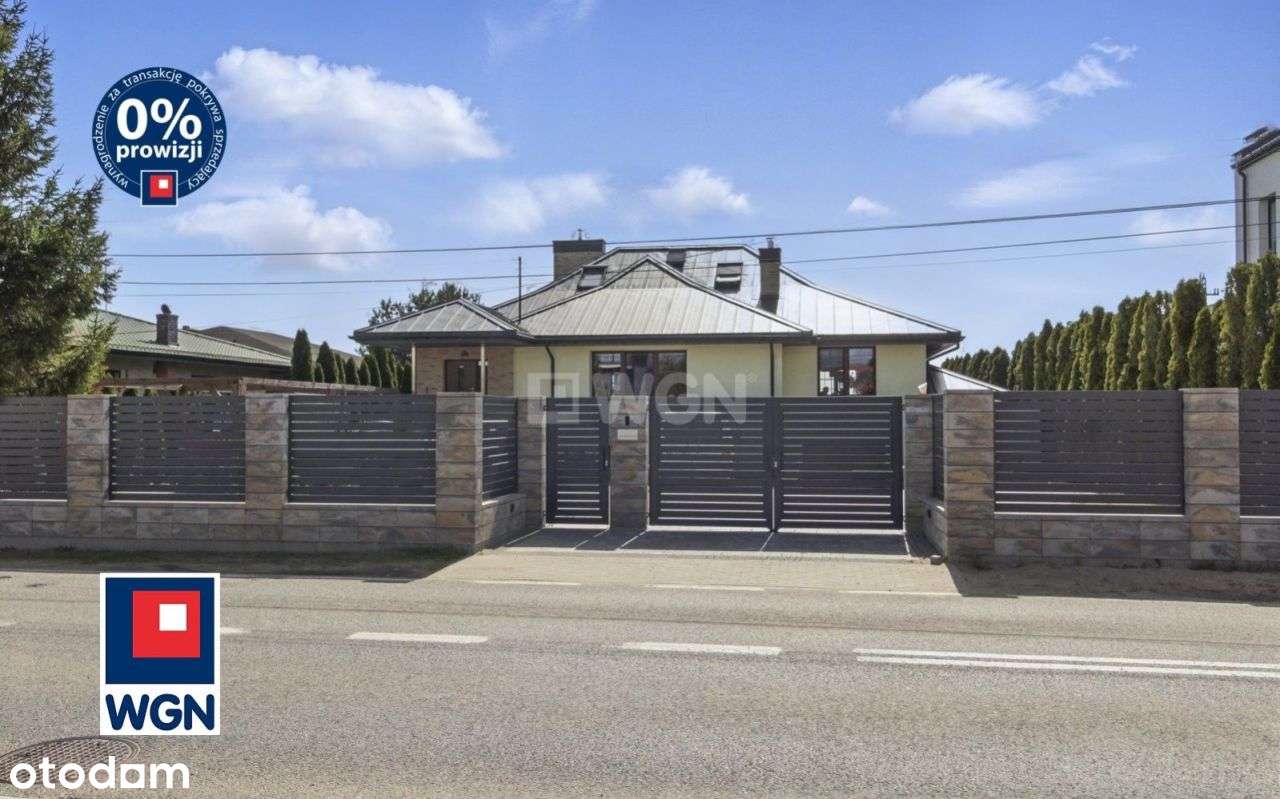 Piękny dom w sercu Serocka-0