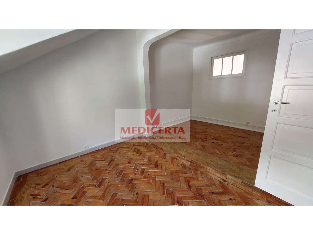 T2 - Queluz - Grande imagem: 5/13