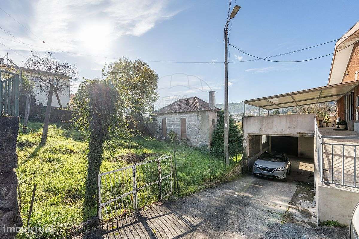 Moradia T2 para venda-9