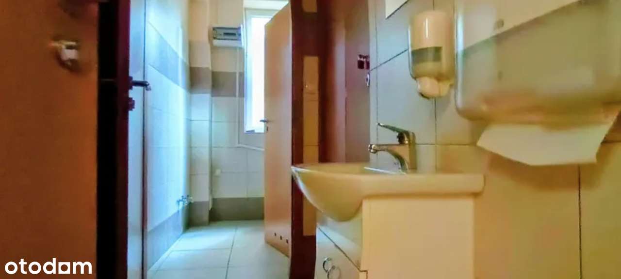 kompleks pomieszczeń na cele biurowe, hostelowe, inne-13