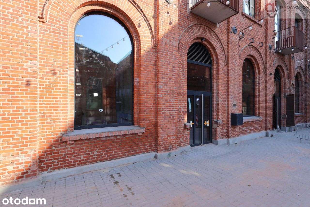 Efektowny wysoki industrialny lokal usługowy Fuzja