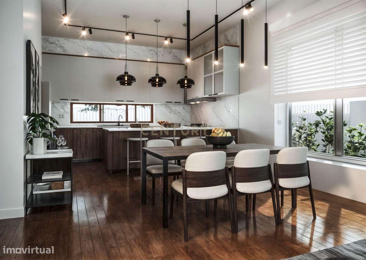 Moradia térrea e isolada, em início de construção, inserida em lote co - Grande imagem: 4/24