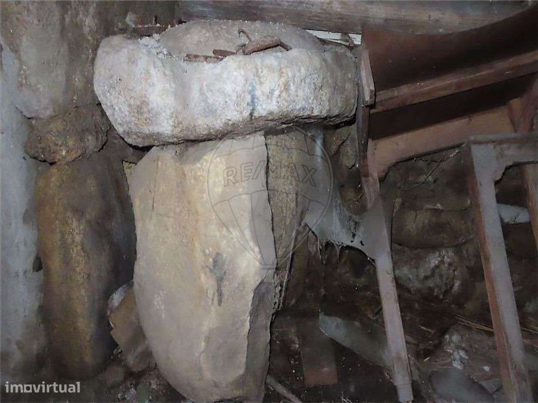 Moradia T0 para venda-8