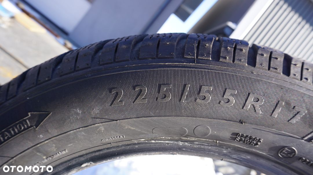 Dunlop SP Winter Sport 3D 225/55R17 97 H run flat AL8608** - 11