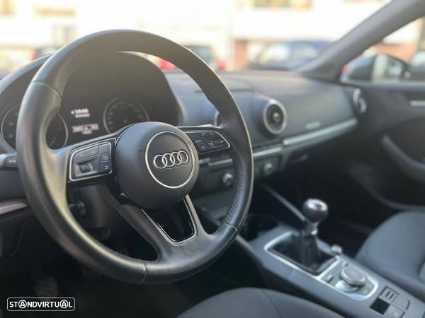 Audi A3 Sportback 30 TFSI - 15