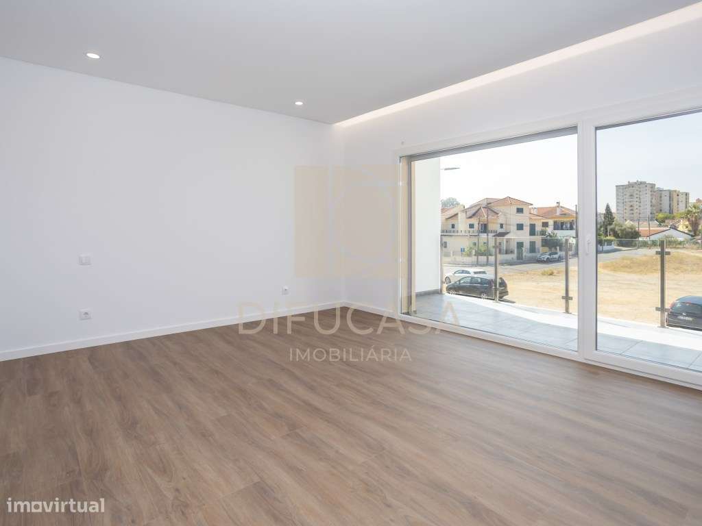 R291 Moradia T3 Duplex com áreas fabulosas-23