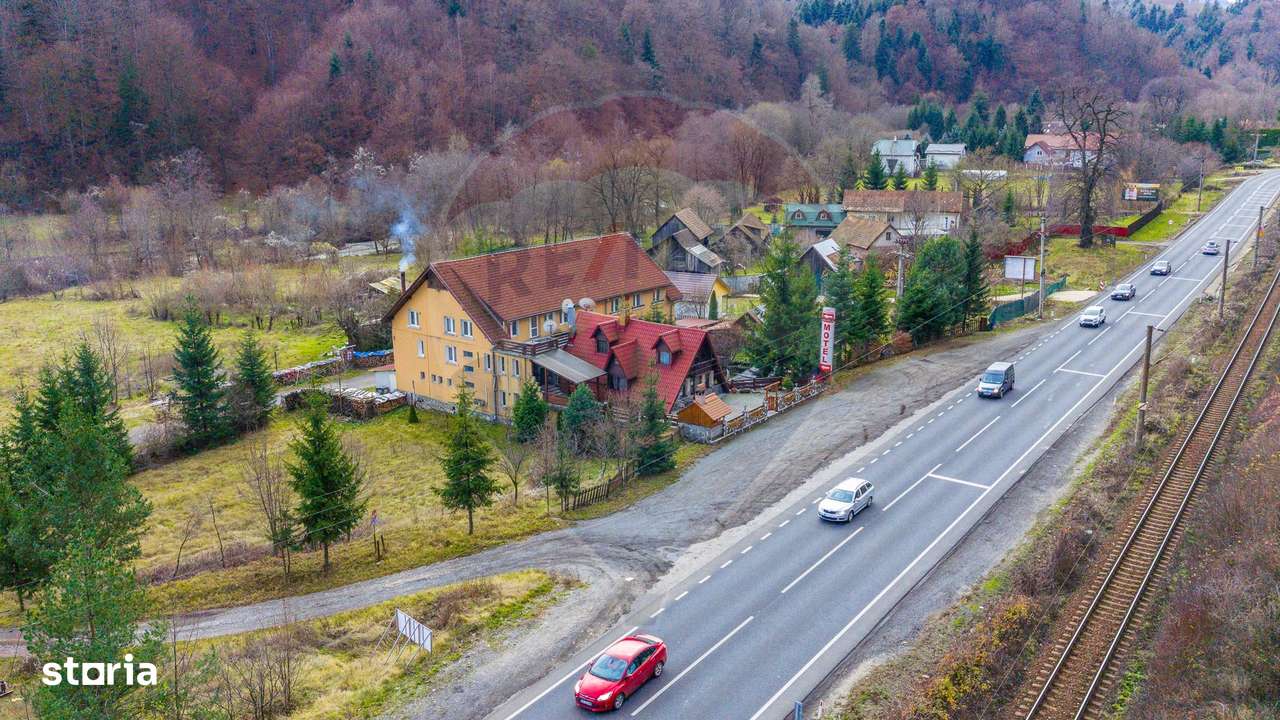Hotel de vanzare Timisul de jos, Brasov, DN1-5