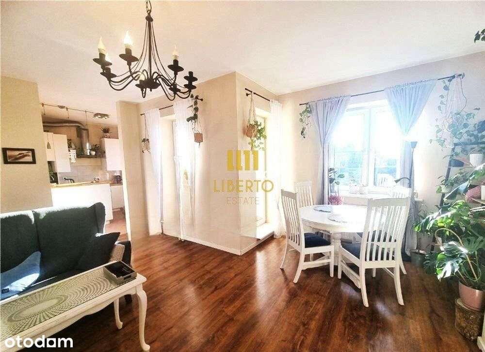 Dwupoziomowe z widokiem na las - taras 130 m2-0