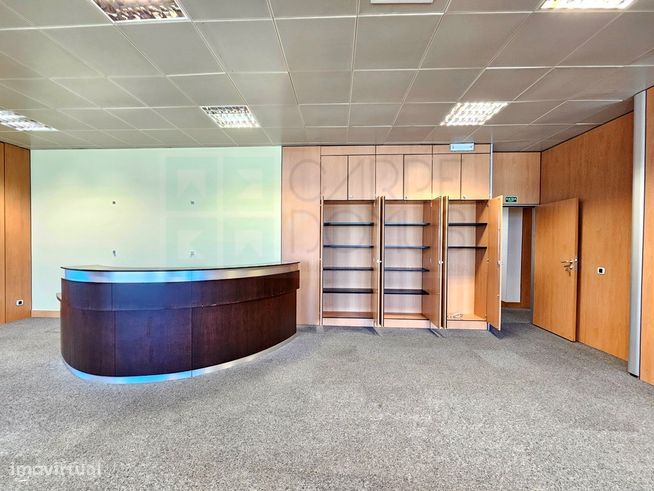 Escritórios com 780 m² na Quinta da Beloura-12
