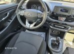 Hyundai I30 1.5 DPI Classic + - 9