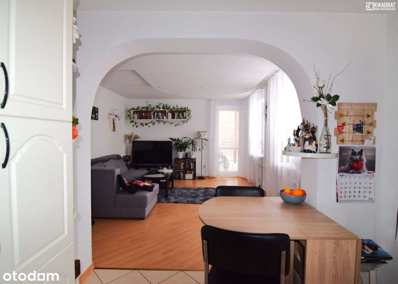 2pokojowe mieszkanie/pow. 59 m2/ul.Spadochroniarzy-2