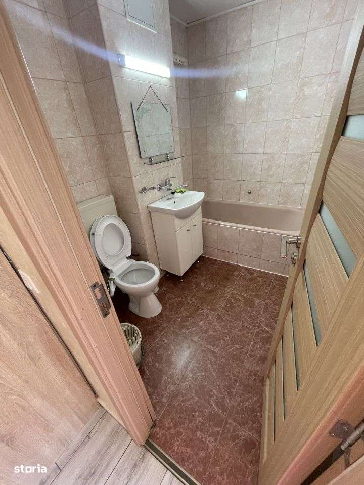 Apartament cu 2 camere,zona centrala,et intermediar,garaj,Dej-8