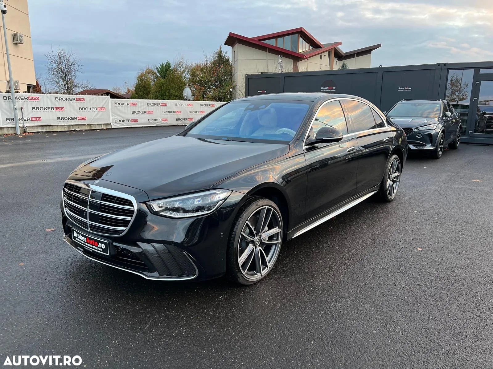 Mercedes-Benz S 580 4Matic L 9G-TRONIC - 14