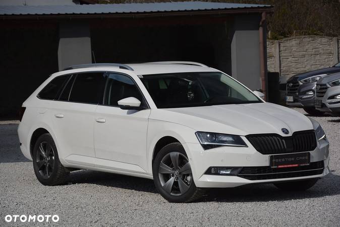 Skoda Superb 2.0 TDI 4x4 Ambition DSG - 2