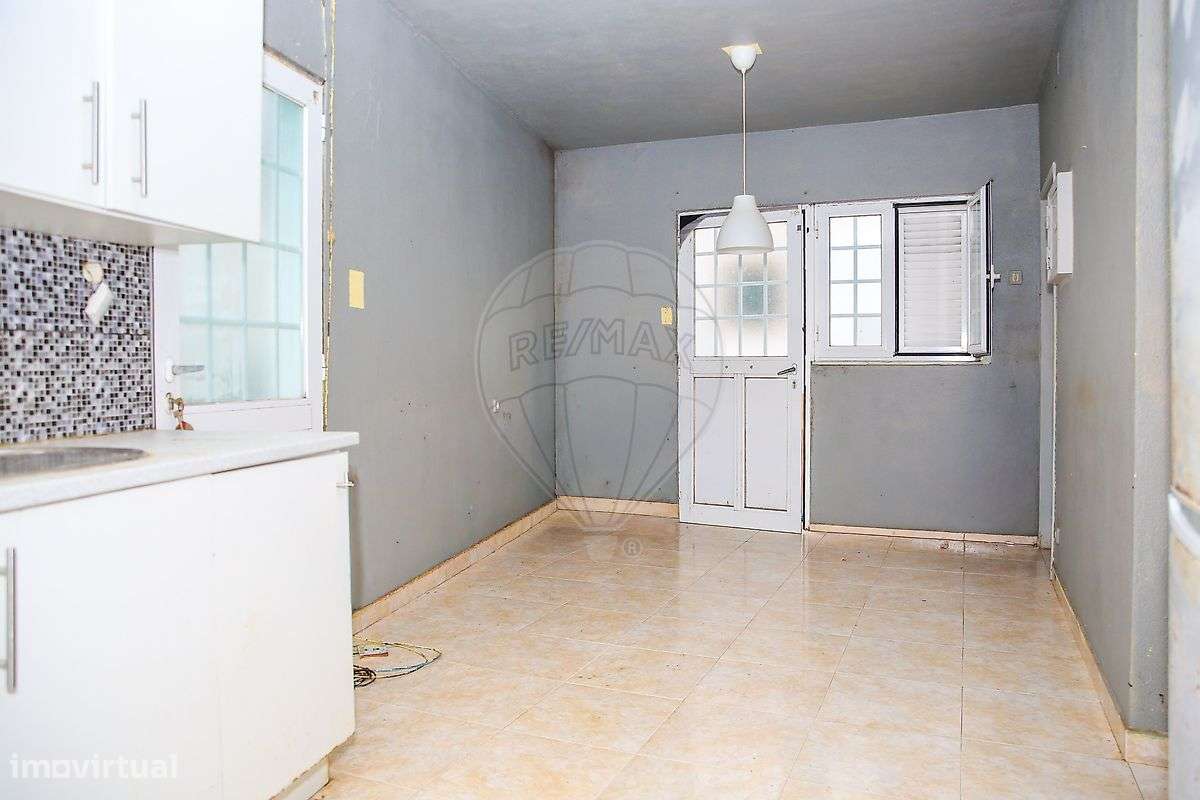 Moradia T1 para venda - Grande imagem: 4/9