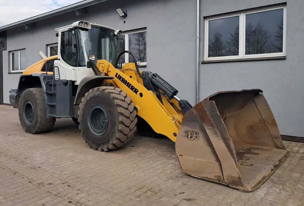Liebherr L550 2015