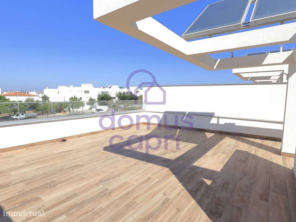 Moradia T3 com Vista Mar, Piscina e Estacionamento em Fuzeta-29