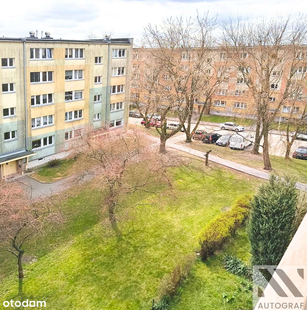 2 pokoje, 42,42 m2, osobna kuchnia i balkon – świetna lokalizacja!-17