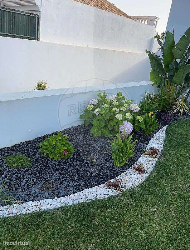 Moradia T4 para venda-5