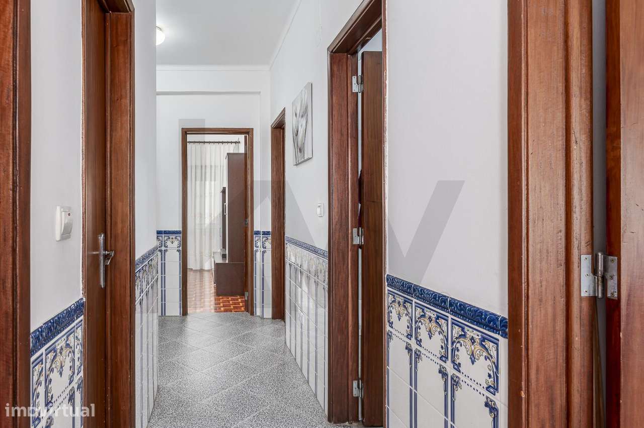 Apartamento T2 no Casal do Marco – Conforto, Luminosidade e Excelente-3