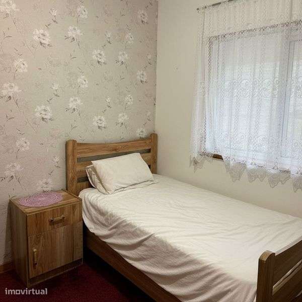 T2+1 com 3 Frentes, 3 Varandas e Garagem | Mafamude – Gaia - Grande imagem: 5/10