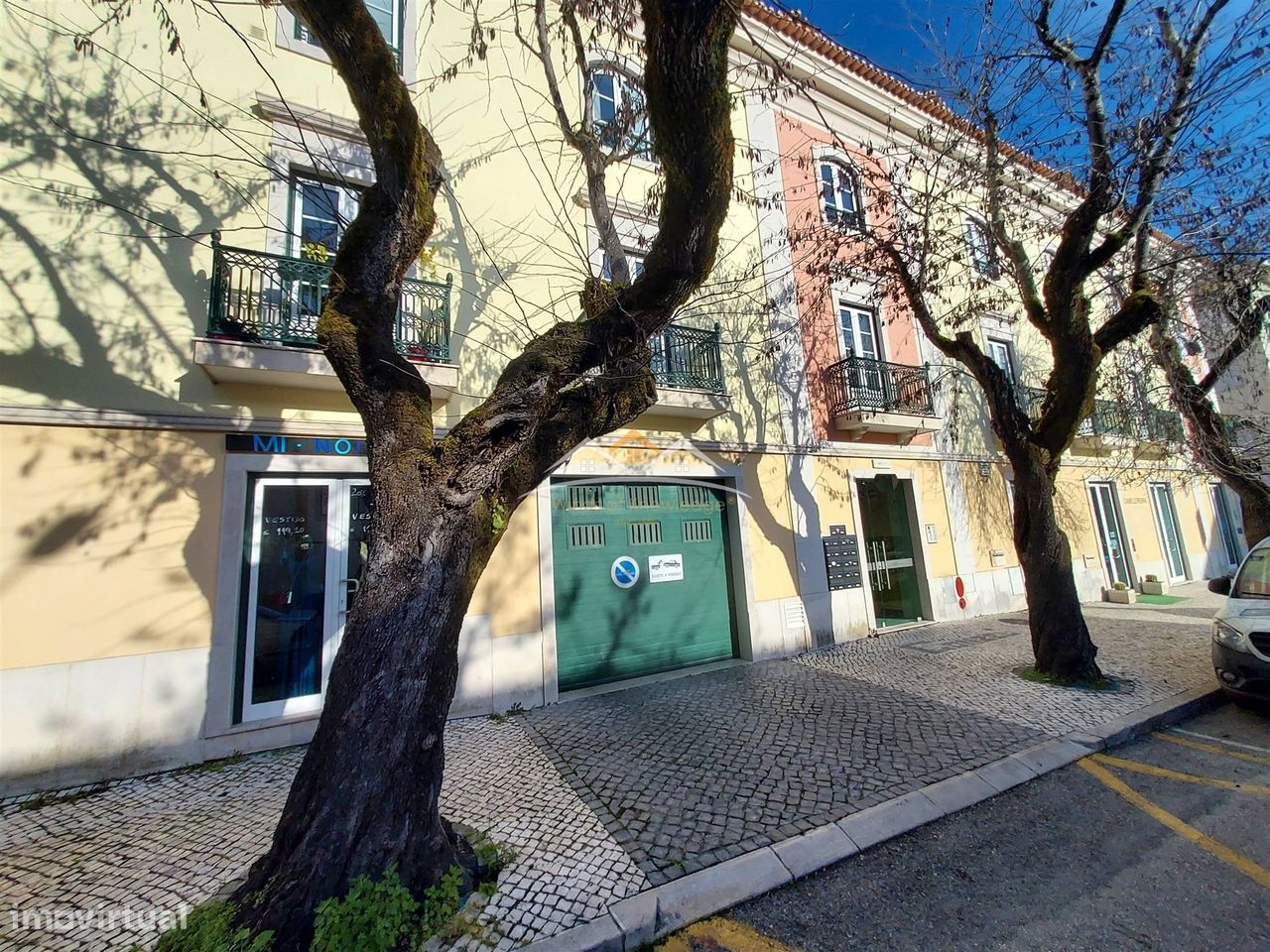 Apartamento T3 duplex com garagem, na zona histórica de Tomar