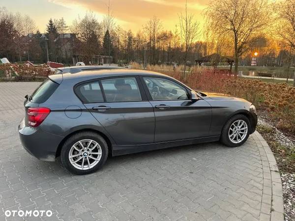 BMW Seria 1 116d - 2