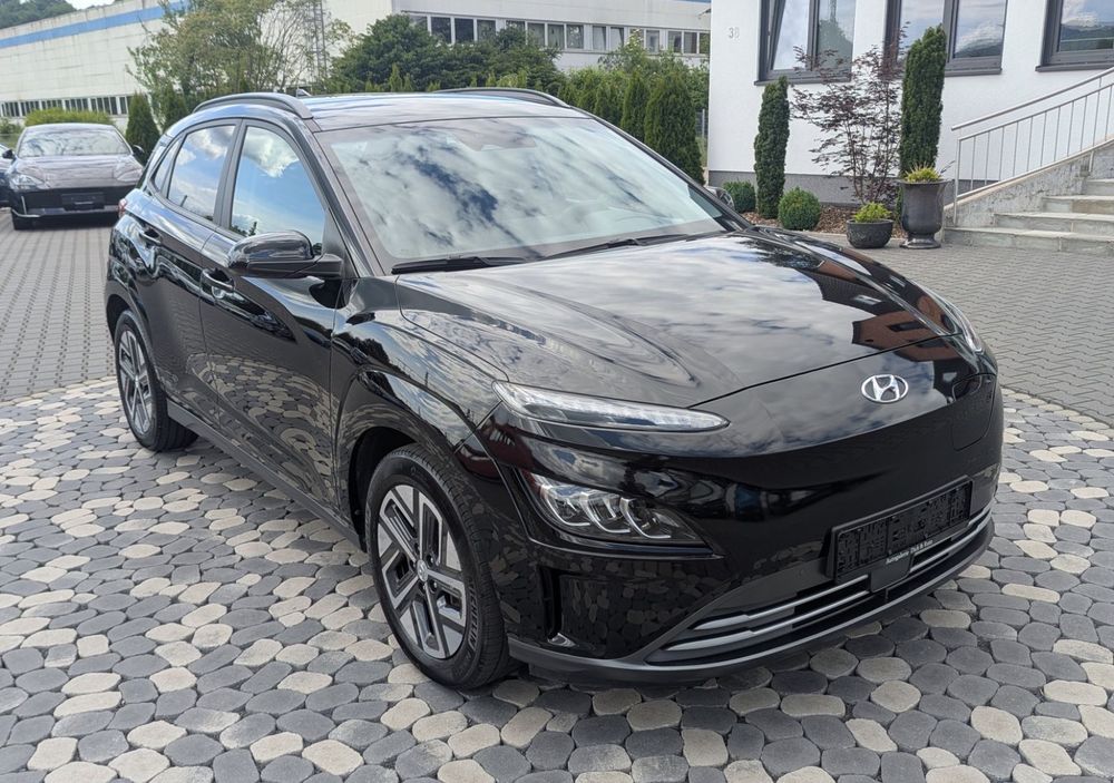 Hyundai Kona BEV 204 CP 64.8 kWh Premium 2023