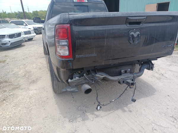 RAM 1500 Quad Cab Longbed Bighorn - 26