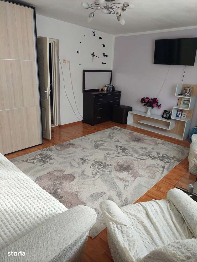 Casa Sendreni 700mp - Imagine principală: 5/11