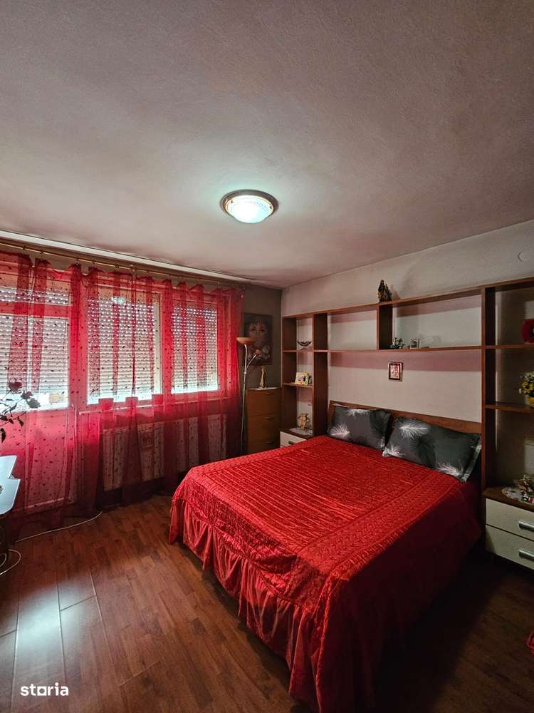 Casa aproape de Spitalul Județean-10