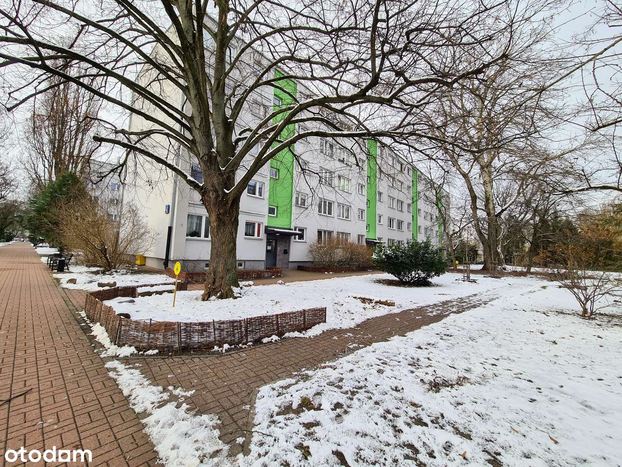 Okazja, ciche, po generalnym remoncie, gotowe do zamieszkania!-0