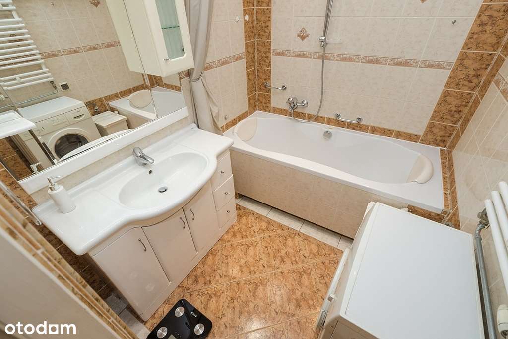 Metro Młynów 100 m • 3 m wysokości •-9