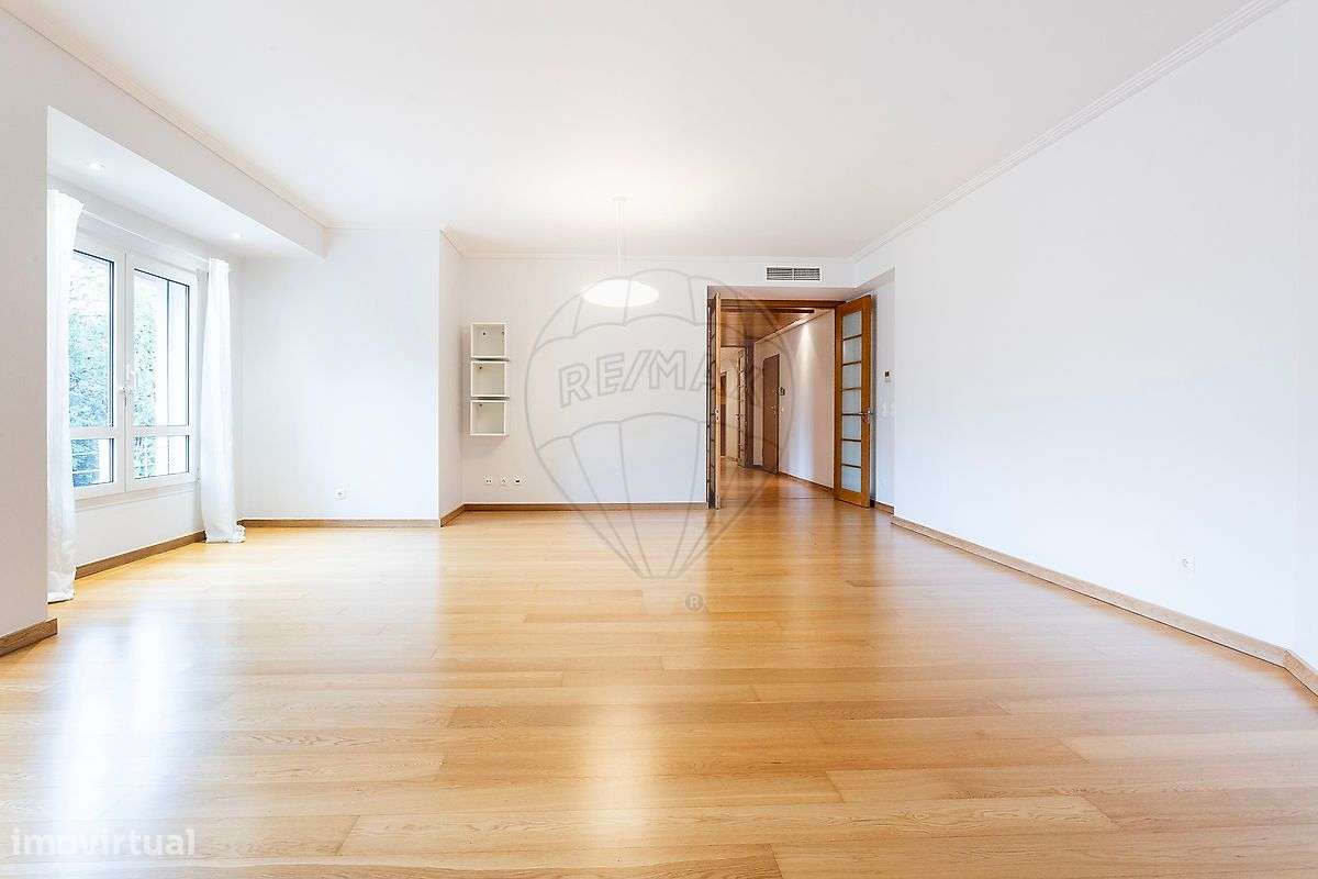 Apartamento T4 para arrendamento - Grande imagem: 4/27