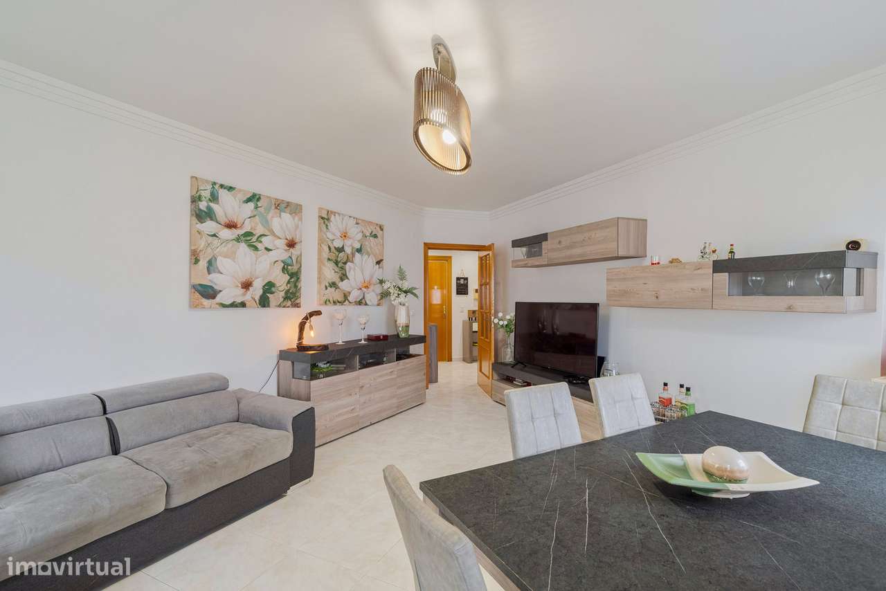 SANTA MARTA DO PINHAL - T2 com Garagem e Arrecadação!-3