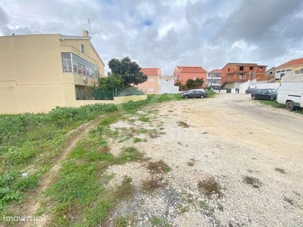 Terreno Urbano para construção de Moradia com 2 pisos - Grande imagem: 5/9