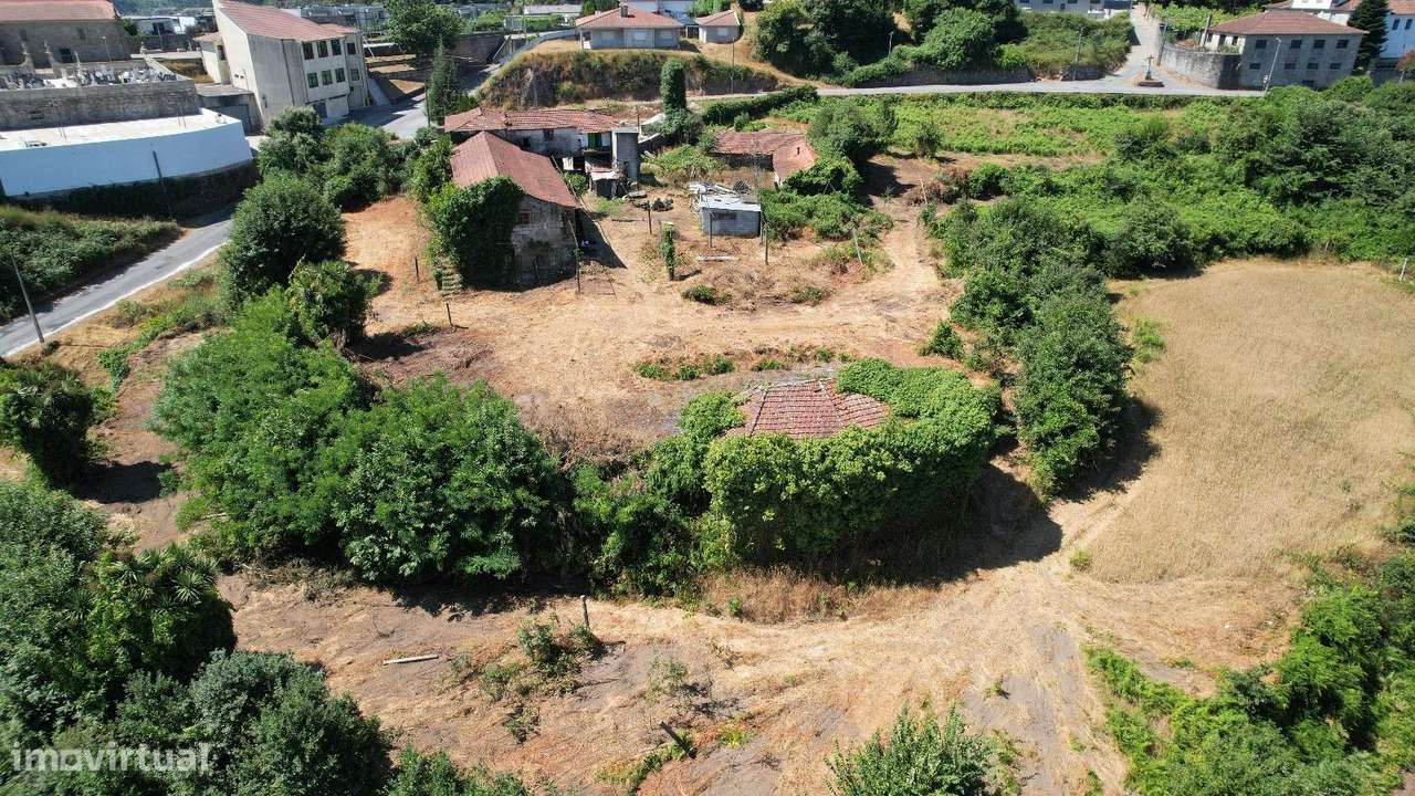 Quinta com mais de 2 Hectares, entre A4 e A42 | Turismo Rural &...-12