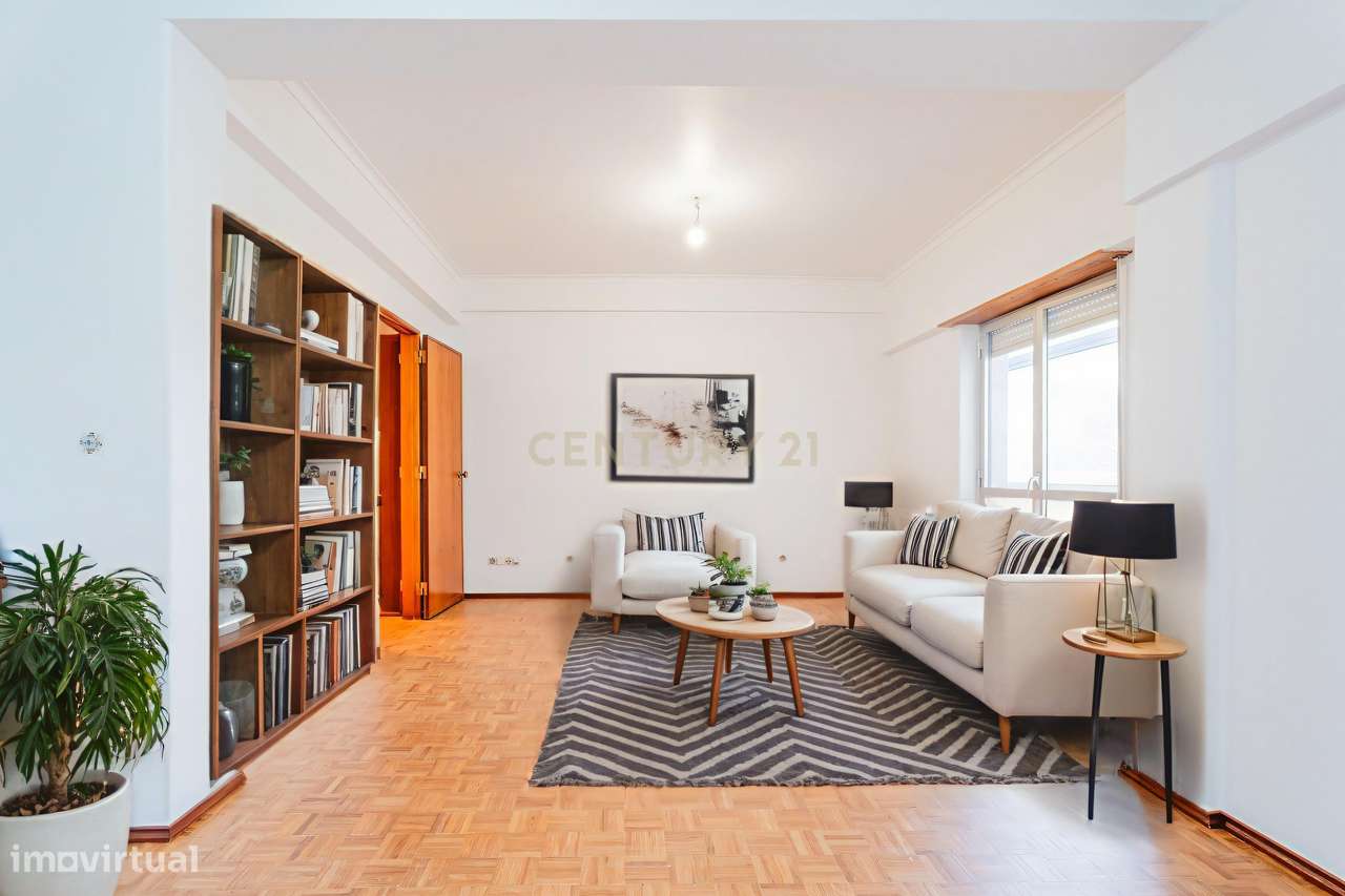 Apartamento T3 em Monte Abraão - Grande imagem: 2/60