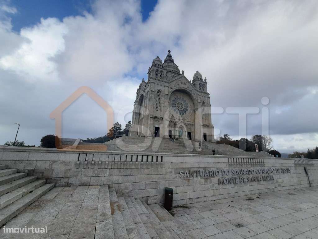 Projeto para construção de 8 moradias - Grande imagem: 2/5