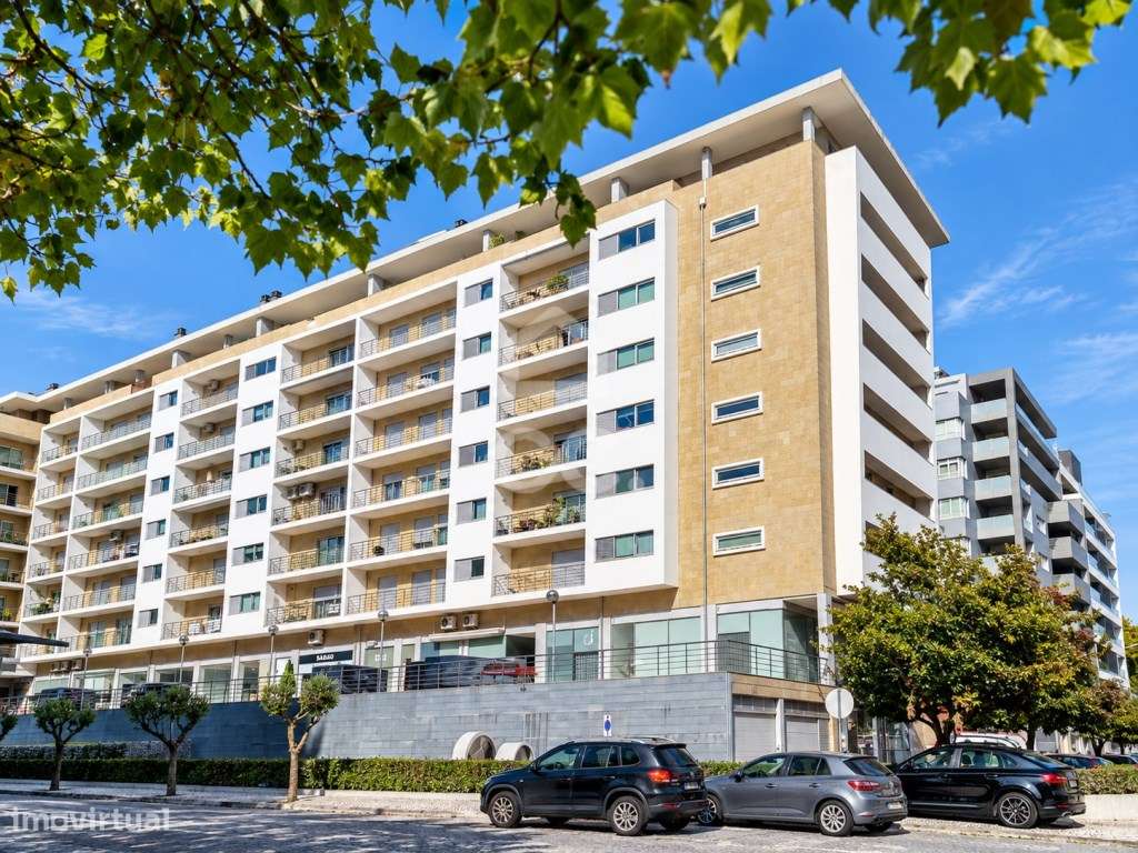 Apartamento T4 no Centro de Vila Nova de Famalicão | Vista Parque d...-0