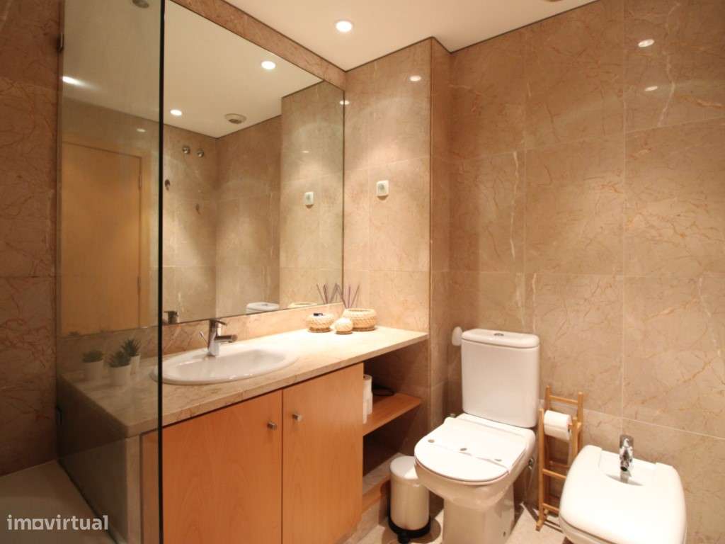 Excelente T1 com lugar de garagem no Edifício Panoramic - Parque da...-12