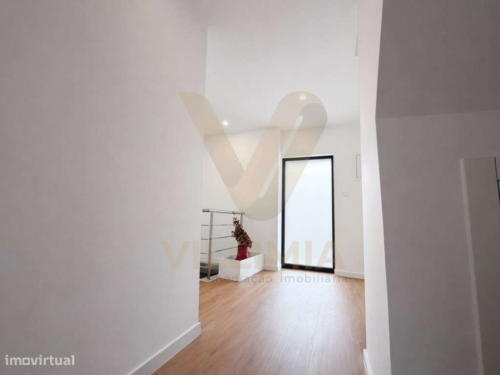 Moradia Rústica T3+2 com Piscina | Labruja - Ponte de Lima-27