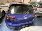 Volkswagen Golf - 6